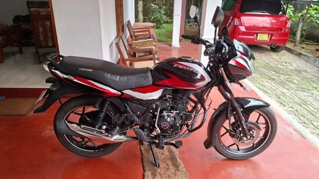Bajaj Discover 125 2025