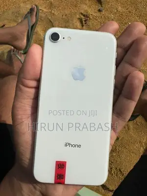 Apple iPhone 8 (Used)