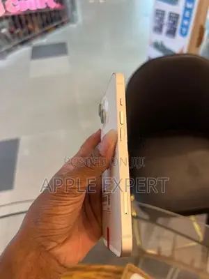 Apple iPhone 14 (Used)