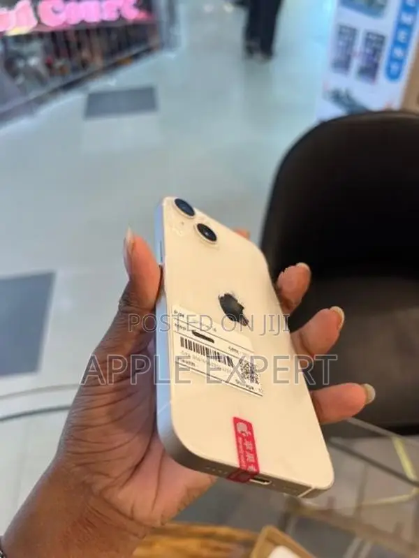 Apple iPhone 14 (Used)