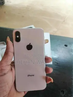 Apple iPhone XS (Used)