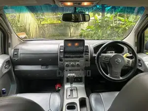 Nissan Navara Aventura 2007