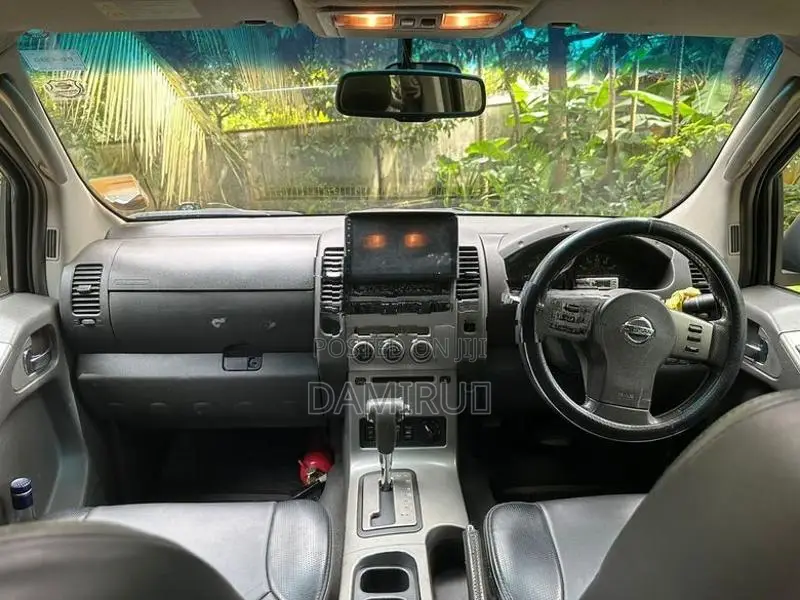 Nissan Navara Aventura 2007