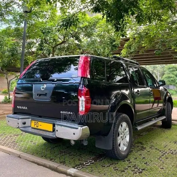 Nissan Navara Aventura 2007