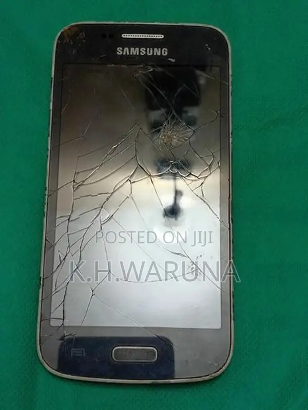 Samsung Mobile Phone (Used)