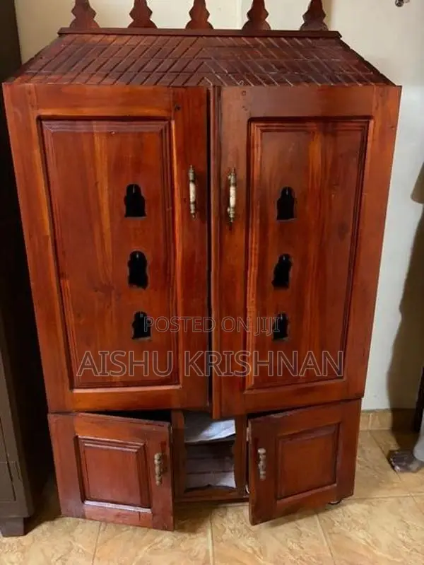 Saami Cubboard