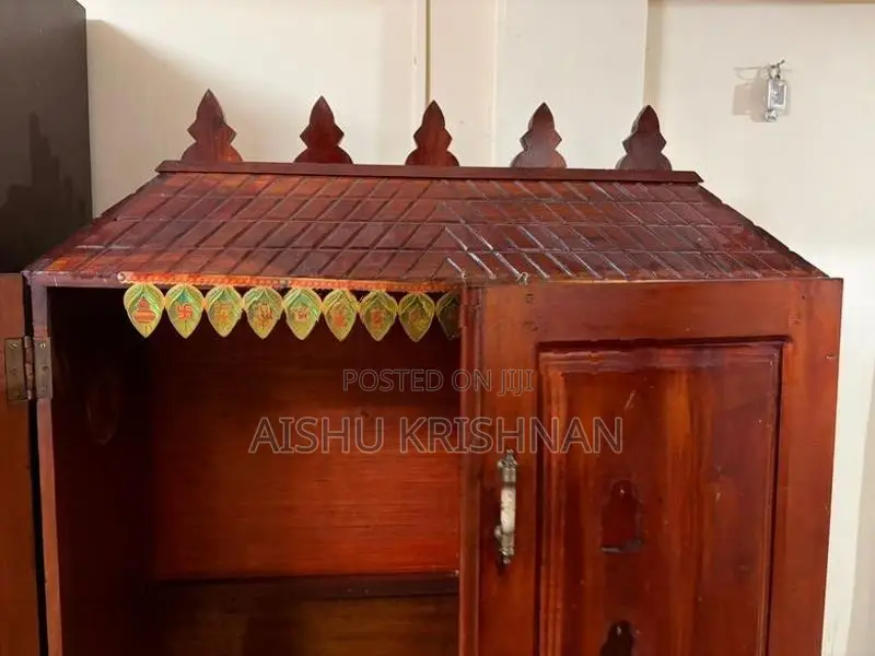 Saami Cubboard