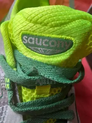 MENS 8.5 BRAND NEW
