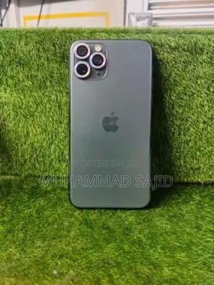 Apple iPhone 11 (Used)
