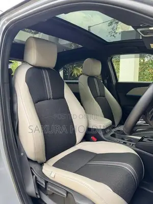 Honda Vezel Z Play Moonroof 2025