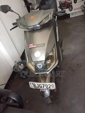 Yadea T5 2026