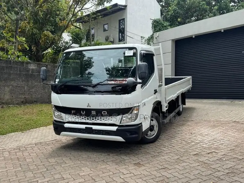 Mitsubishi Fuso CANTER 4P10+ 2023