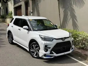 Toyota Raize Z modelista 2024