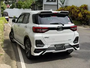 Toyota Raize Z modelista 2024