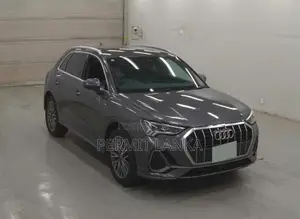 Audi Q3 S LINE 1.5L 2024