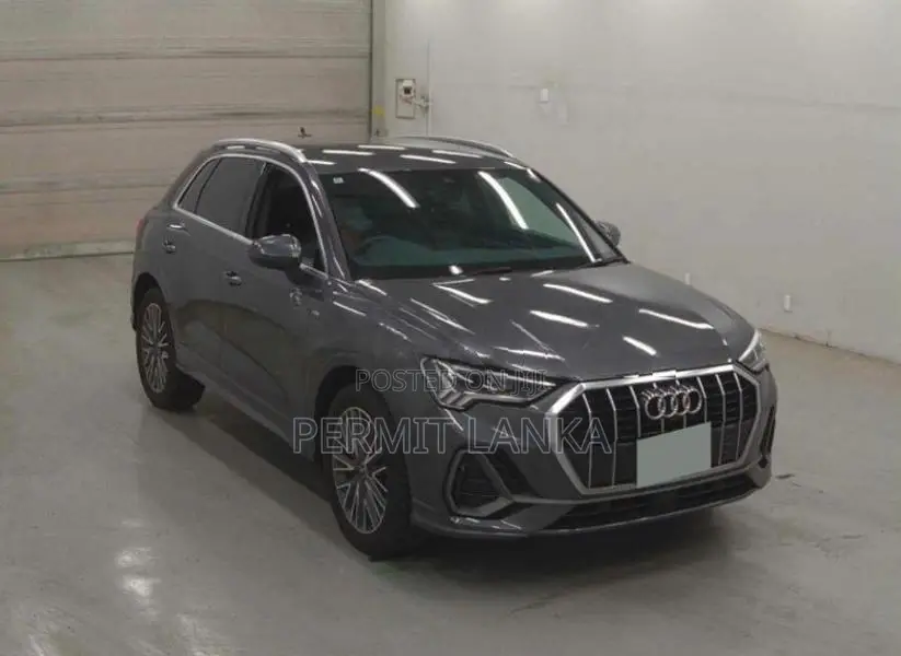 Audi Q3 S LINE 1.5L 2024