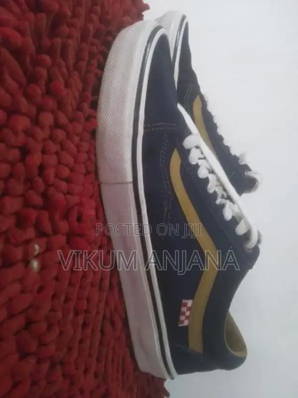 vans