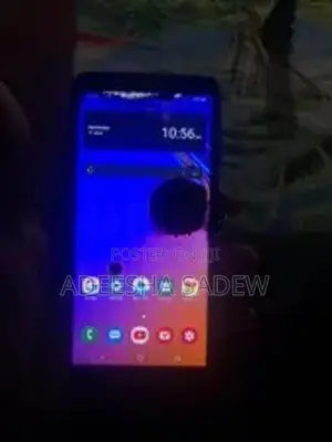 Samsung Galaxy A7 (Used)