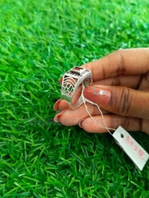 Silver Ring 06.5g