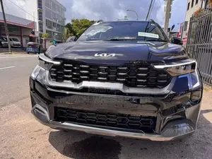 Kia Sonet GTX PLUS 2025