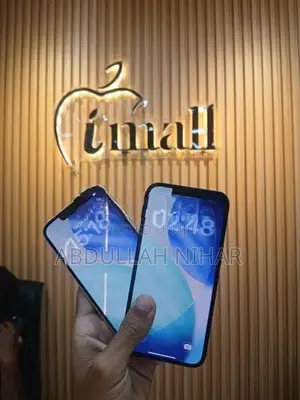 Apple iPhone 13 (Used)