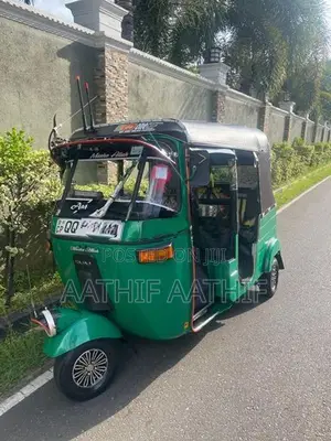 Bajaj RE 4s 2008
