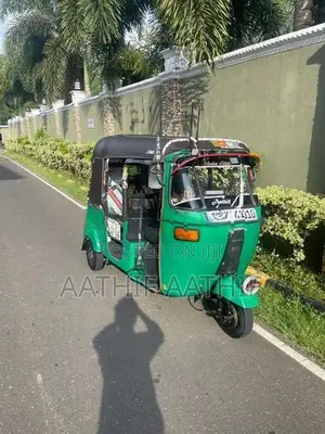 Bajaj RE 4s 2008