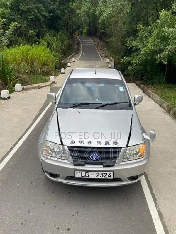Tata Xenon 2008