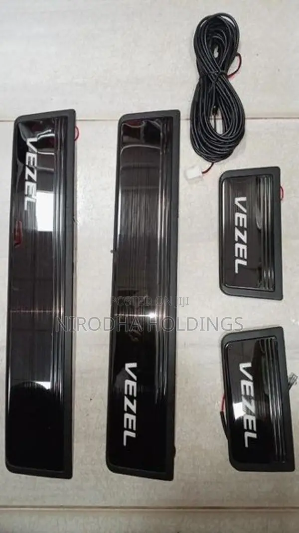 Honda Vezel RV5 Scuff Lights