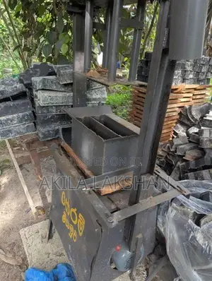 Cinder block machine (බ්ලොක් ගල් මැෂිම) for sale