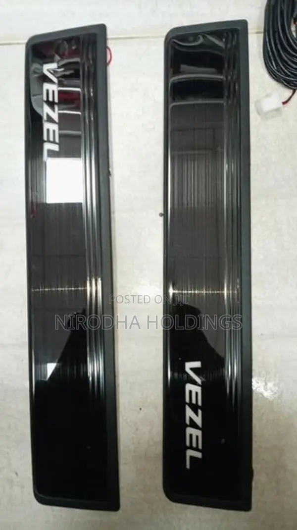 Honda Vezel RV5 Scuff Lights