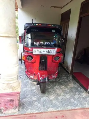 Bajaj RE Three Wheeler 2012