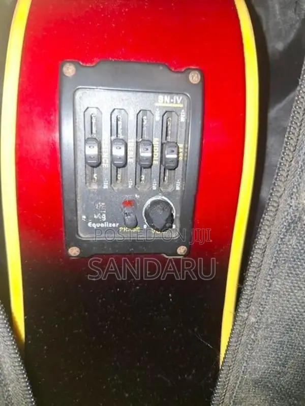 StarSun Box guitar