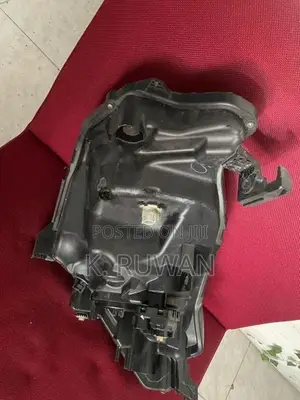 Daihatsu Mira Head Lamp