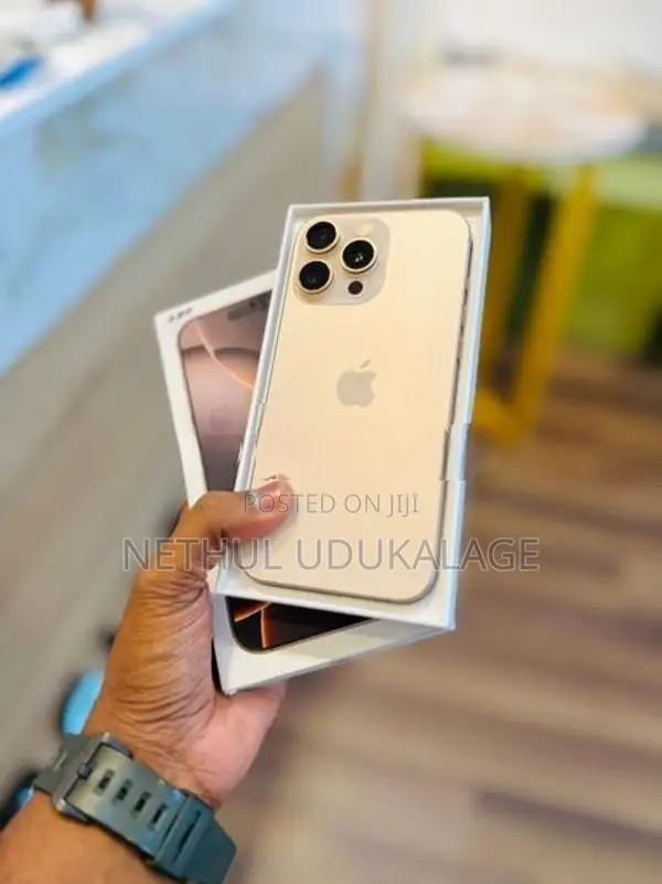 Apple iPhone 16 Pro Max 256GB (Used)