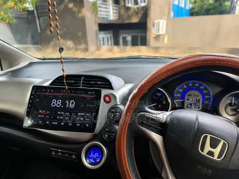 Honda Fit GP1 Pearl 2012