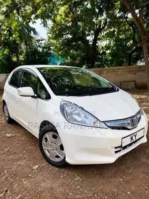 Honda Fit GP1 Pearl 2012