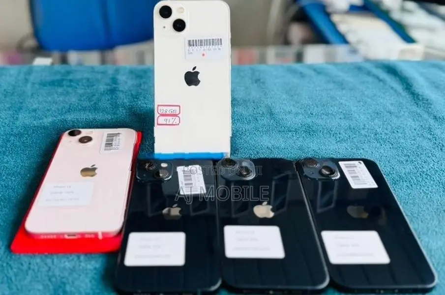 Apple iPhone 13 128GB (Used)