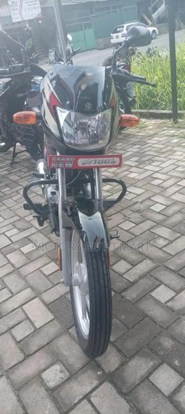 Bajaj CT100 2026