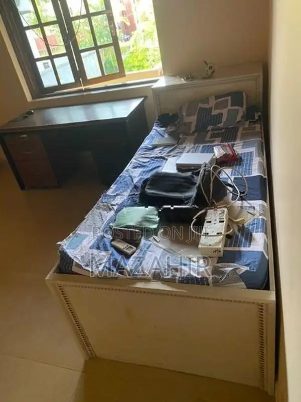 Single Bed