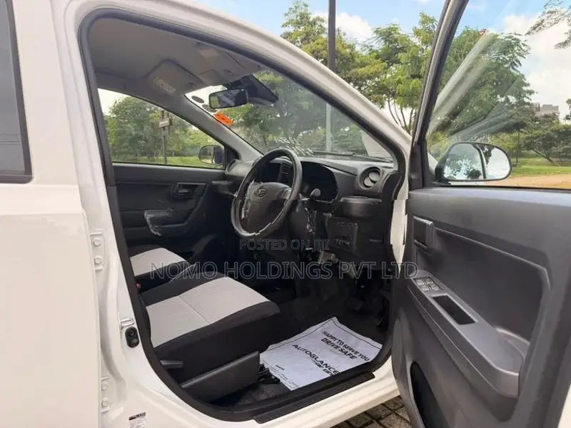 Daihatsu Mira LSAIII 2025