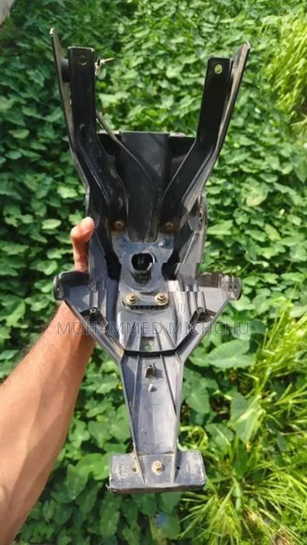 APACHE 200 REAR MUDGUARD