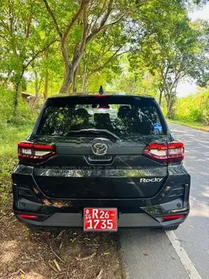 Daihatsu Rocky Petrol 2025