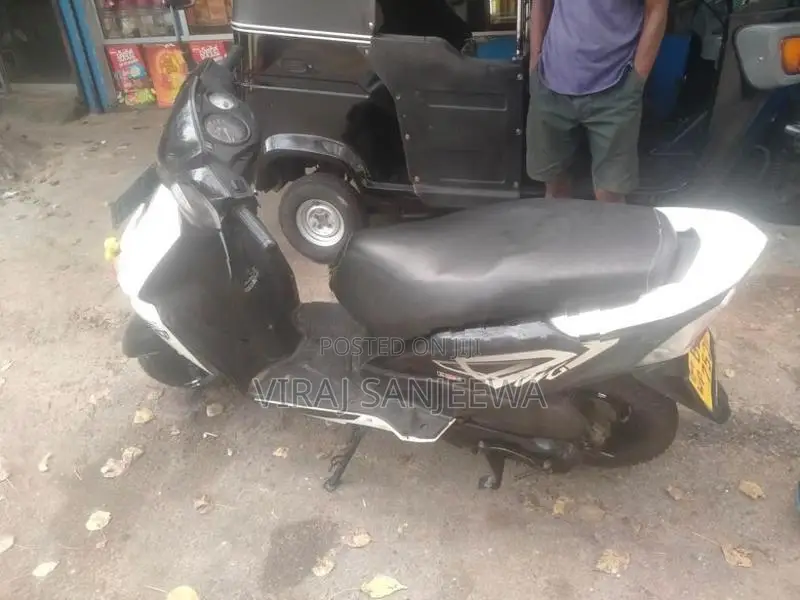 Honda Dio 2016