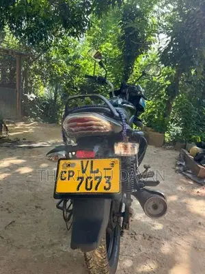 Bajaj Discover 2010
