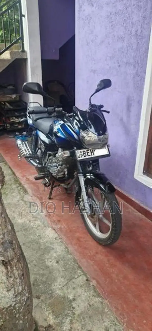 Bajaj Discover 125 Disc 2016