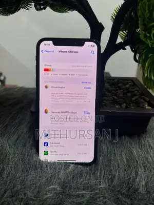 Apple iPhone X (Used)