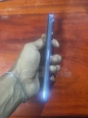 Vivo Y28s 4GB 128GB 5G (Used)
