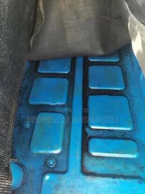 Bajaj RE 2015