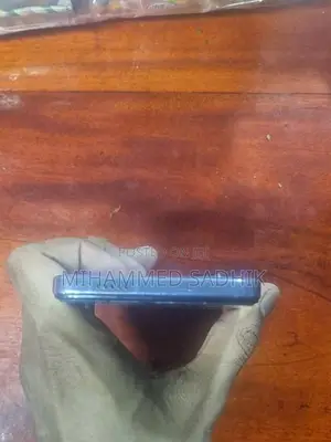 Vivo Y28s 4GB 128GB 5G (Used)